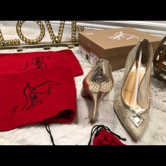 Christian Louboutin - Gold Mesh Lace Leather Pumps - Picture 2 of 8